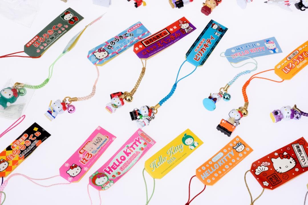 ハローキティ　ストラップ ご当地限定　希少