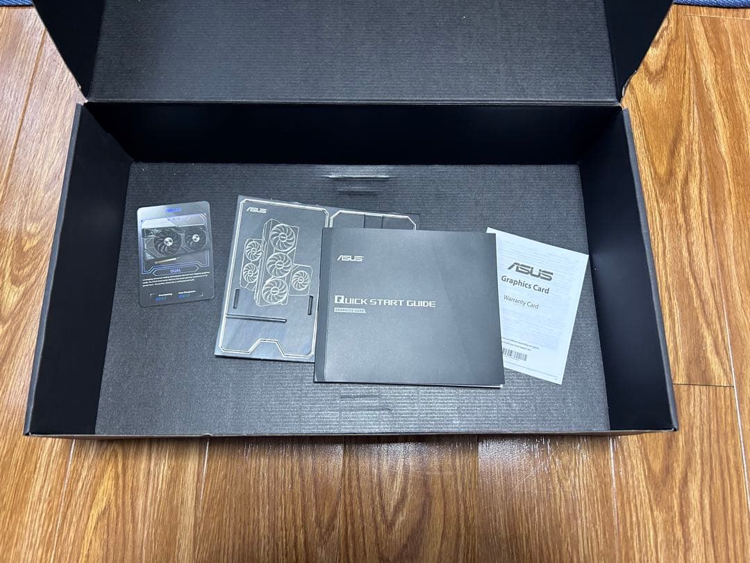 グラフィックボード・グラボ・ビデオカード ASUS GeForce RTX 4070 OC Edition 12GB