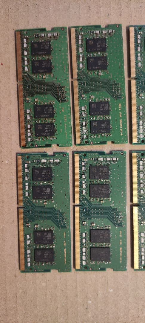 ★*e様 【合計64GB】Samsung DDR4-2400 8GB×8枚　ノー