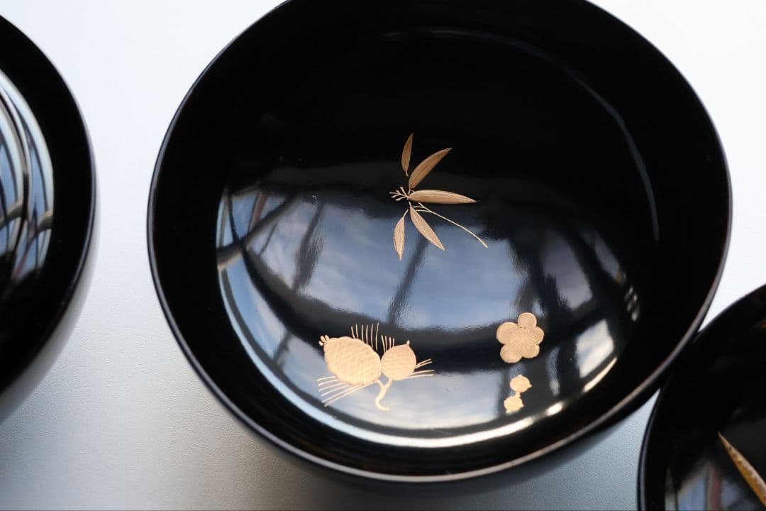 【CM414】輪島塗 松竹梅 金蒔絵 木瓜形 黒塗椀 三客 天然木漆塗 漆器