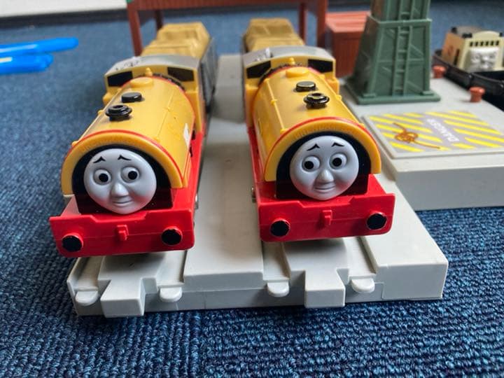 のぶさん専用　トーマス　プラレール　ビルとベンと港の仲間たちセット