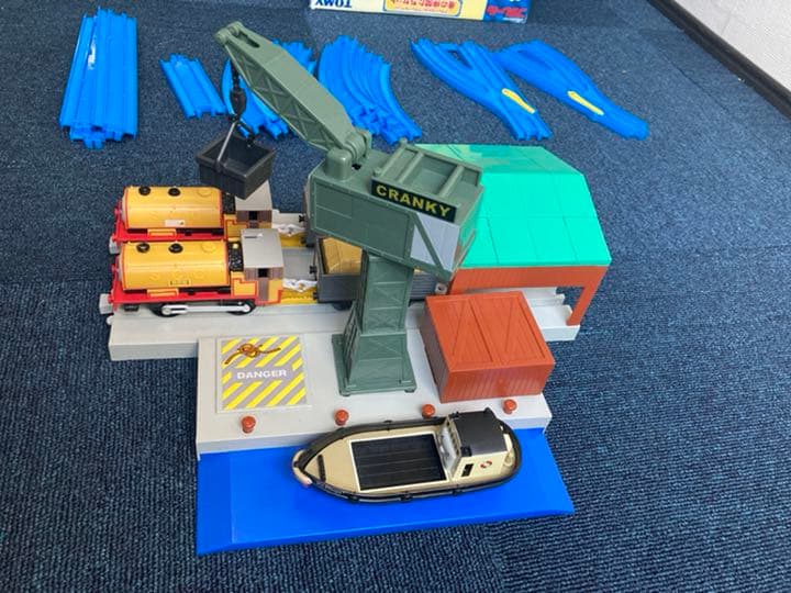 のぶさん専用　トーマス　プラレール　ビルとベンと港の仲間たちセット