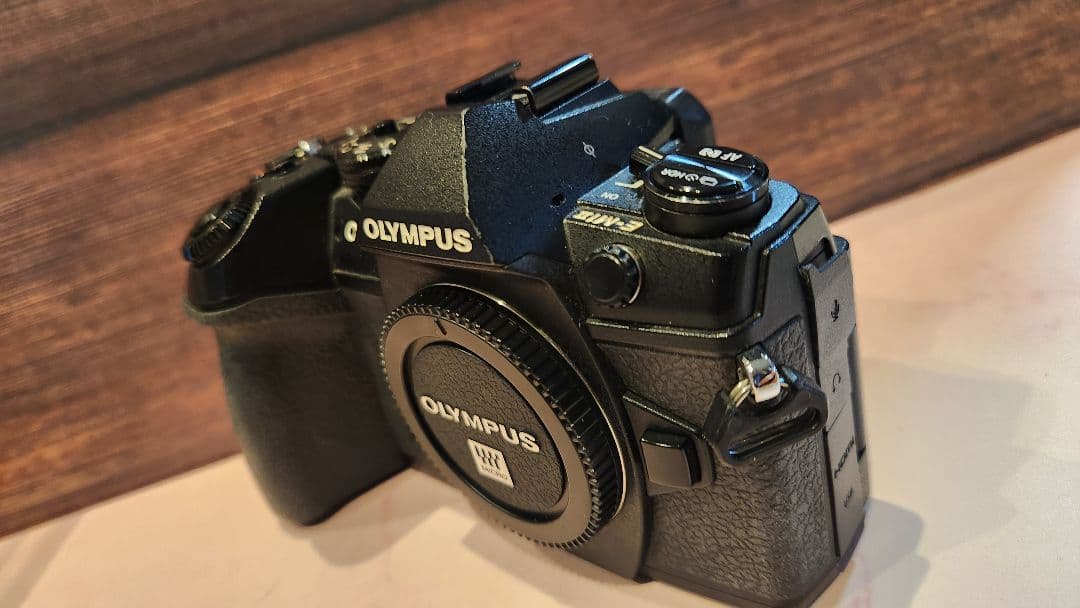 OLYMPUS OM-D E-M1 Mark II ボディ 付属品