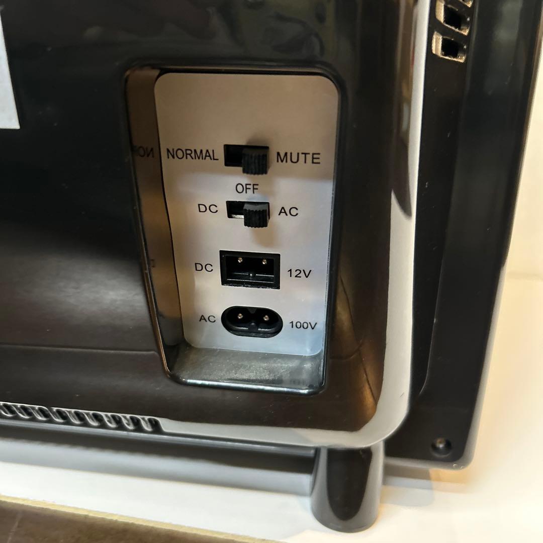 VERSOS 25L冷温庫　VS-404WH/BK