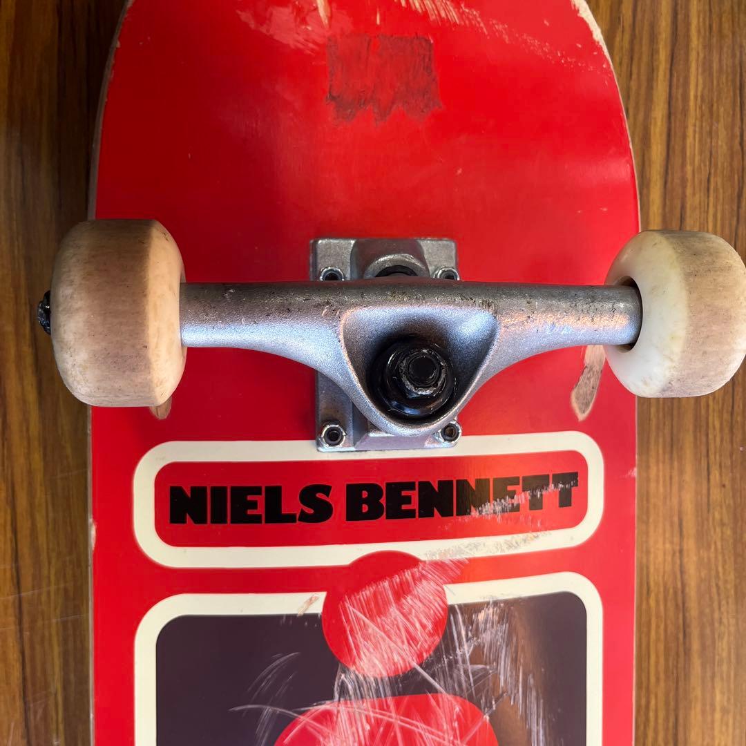 GIRL スケートボード　コンプリート　8.25インチ レンチ付属