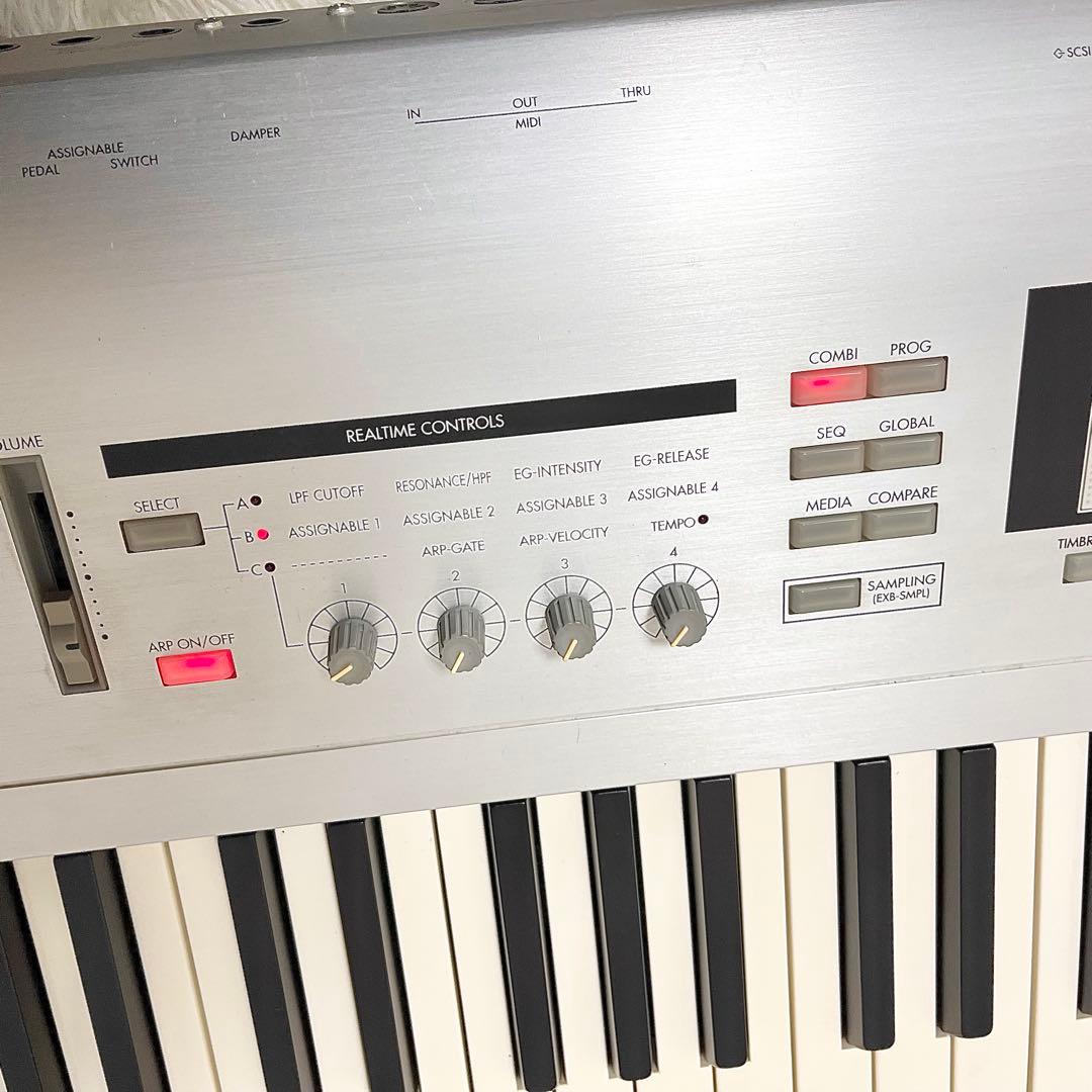 【希少品】KORG TRITON Le88 日本製 88鍵 シンセサイザー