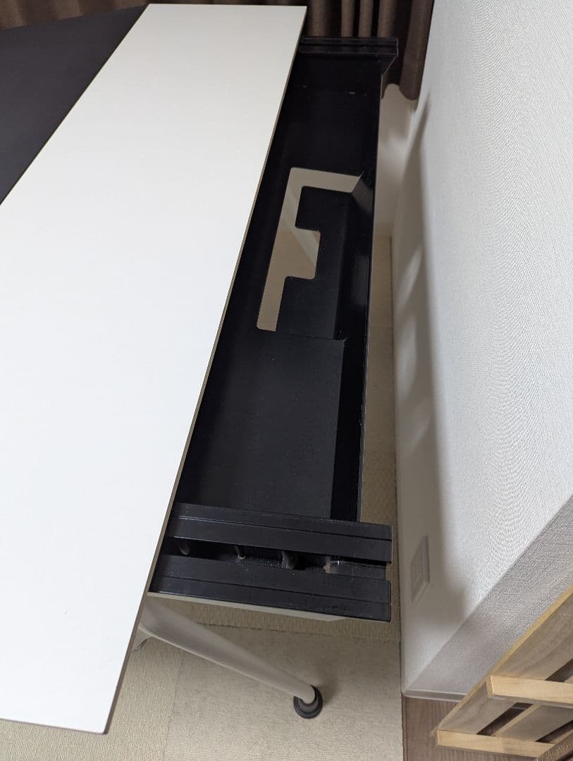 【生産終了】ハーマンミラー　エンベロップデスク