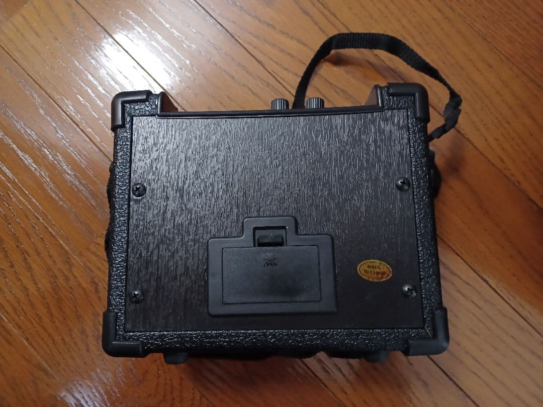 【エレキギター】お値下げしました‼️Mavis 新品同様美品 アンプ、ケース付き