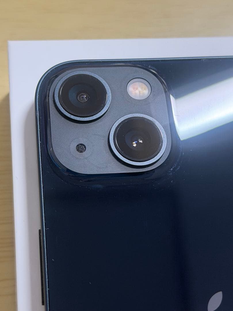 だだ。【美品】iPhone 13 128GB 本体＋箱＋未使用純正ケーブル