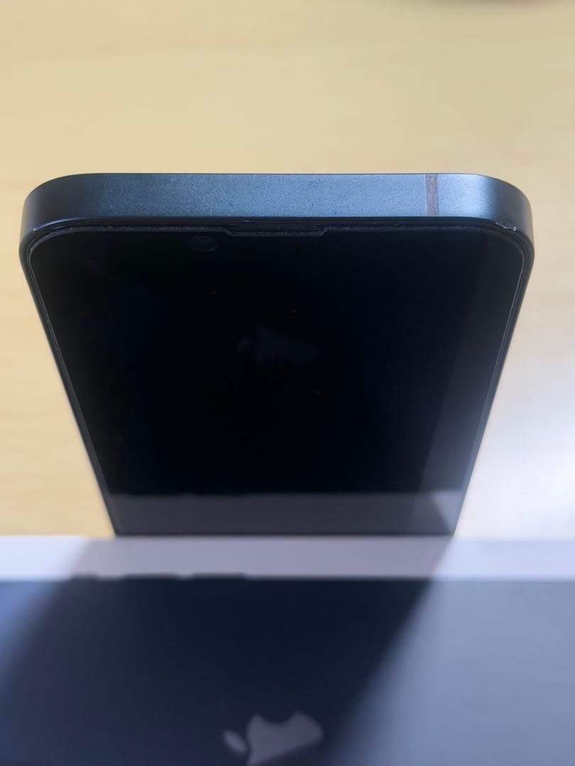 だだ。【美品】iPhone 13 128GB 本体＋箱＋未使用純正ケーブル