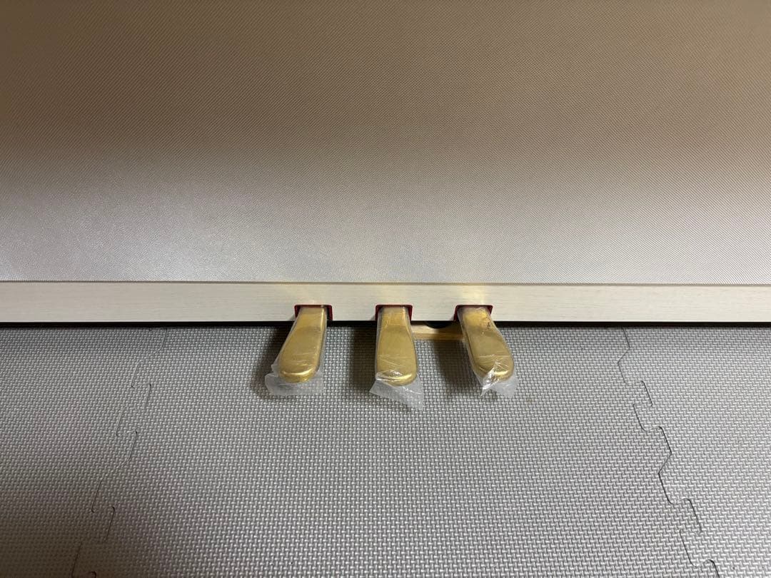 Roland アップライトピアノ 88鍵 ホワイト