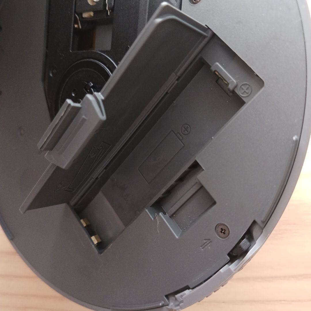 SONY ポータブルCDプレーヤー D-NE730 MP3 ATRAC　ソニー