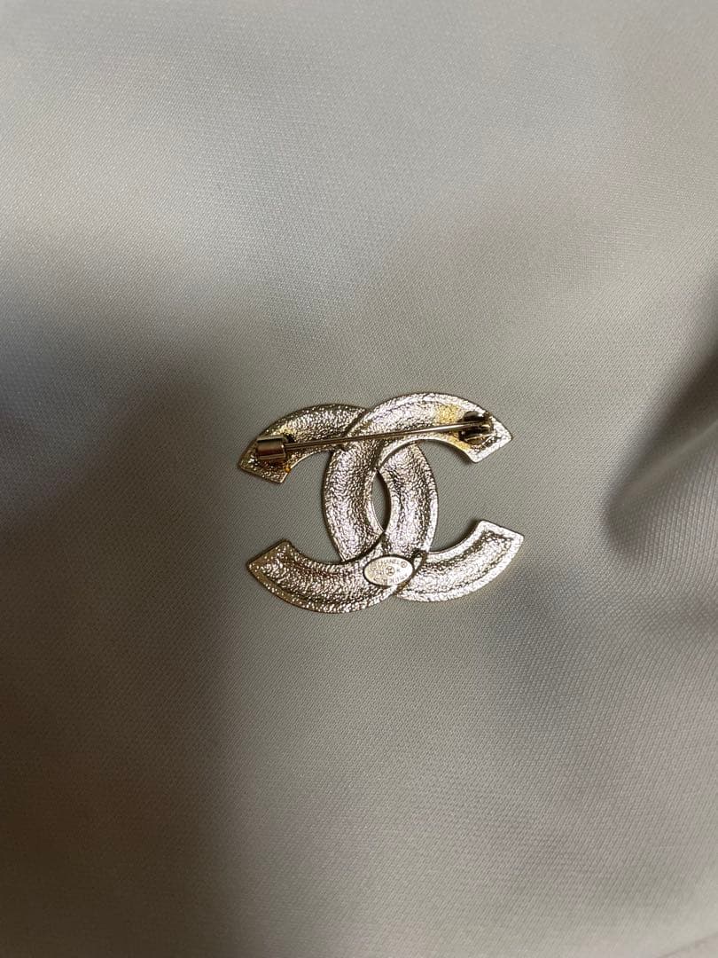 CHANEL ブローチ　ココマーク　ダブルC