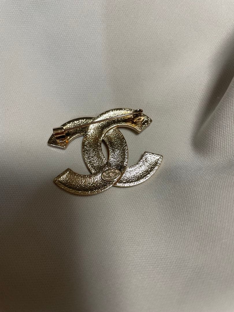 CHANEL ブローチ　ココマーク　ダブルC