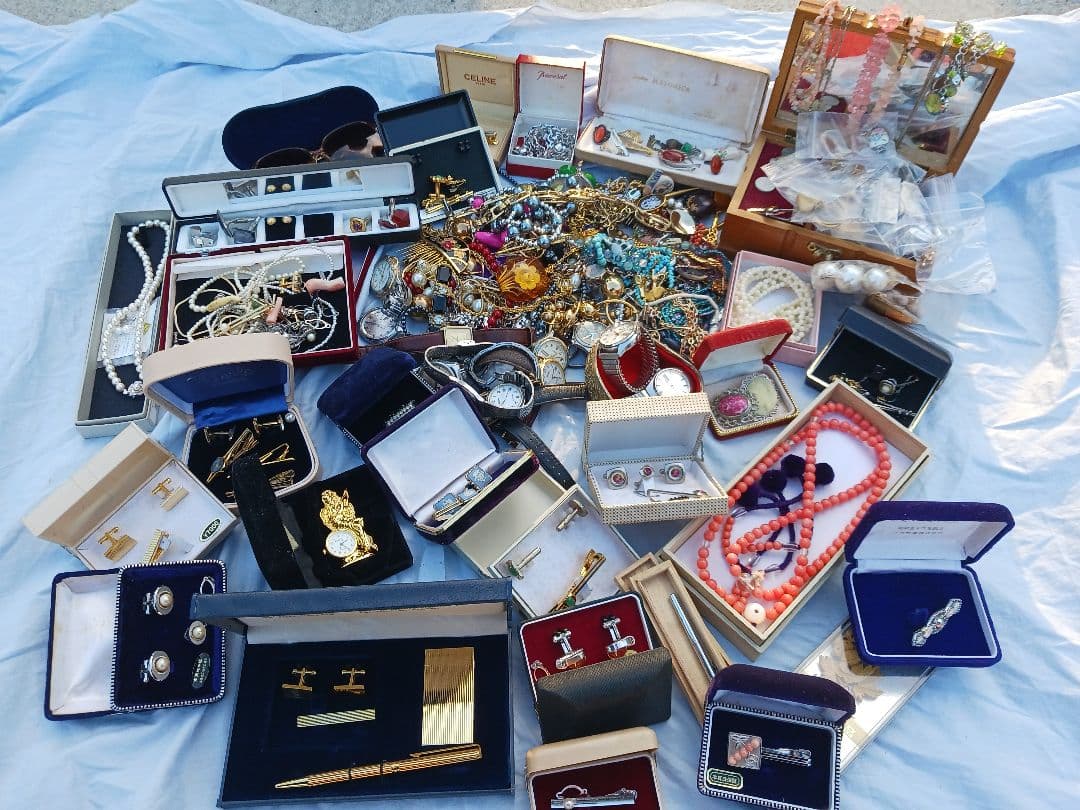 霹*！様 遺品、生前整理、ジュエリー多数セット