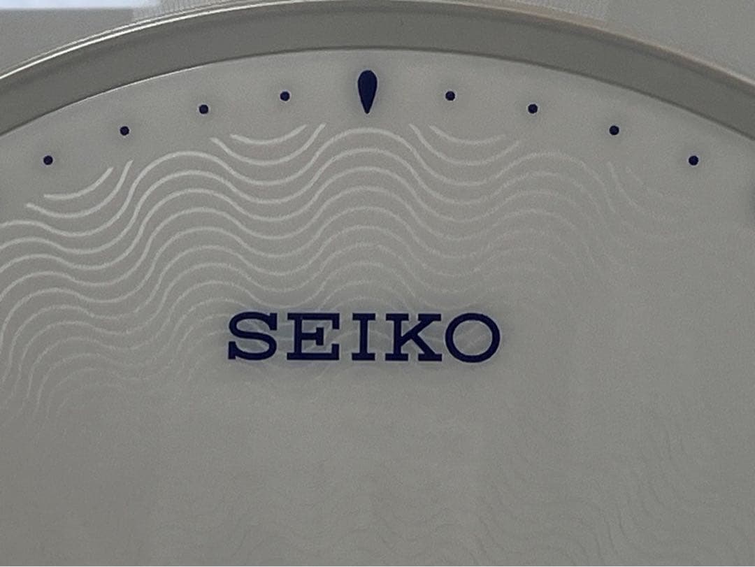 セイコークロック 掛け時計 白パール光沢 直径35.1×3.0cm KX504W