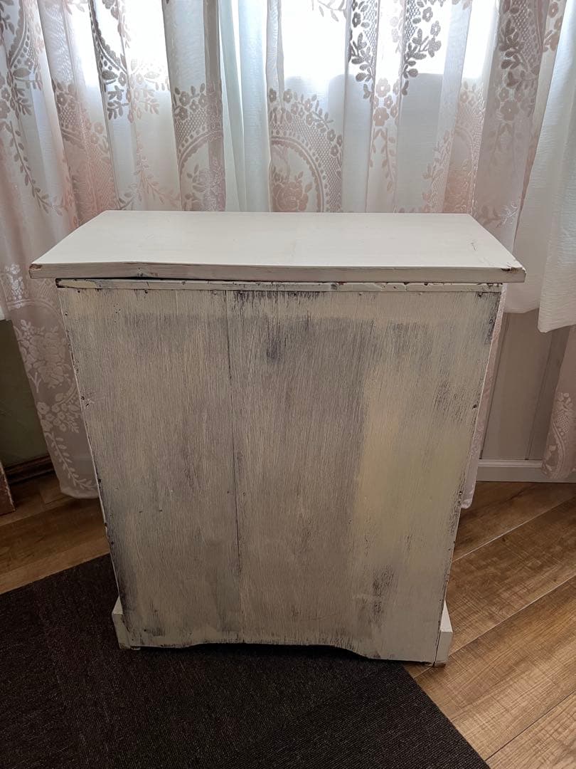 最終お値下げ価格！アンティーク風に作った白い棚＊シャビー