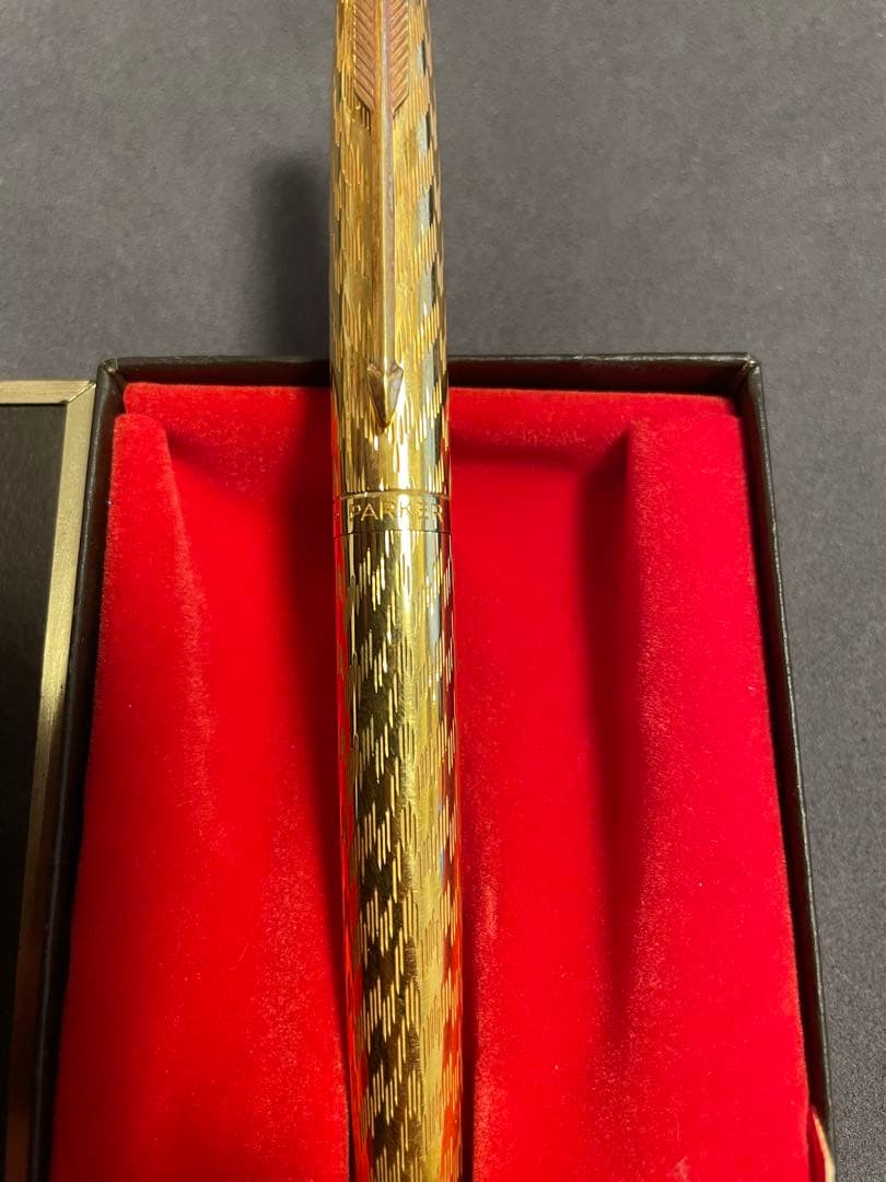 Parker 万年筆 ゴールド 専用ケース付き　K14