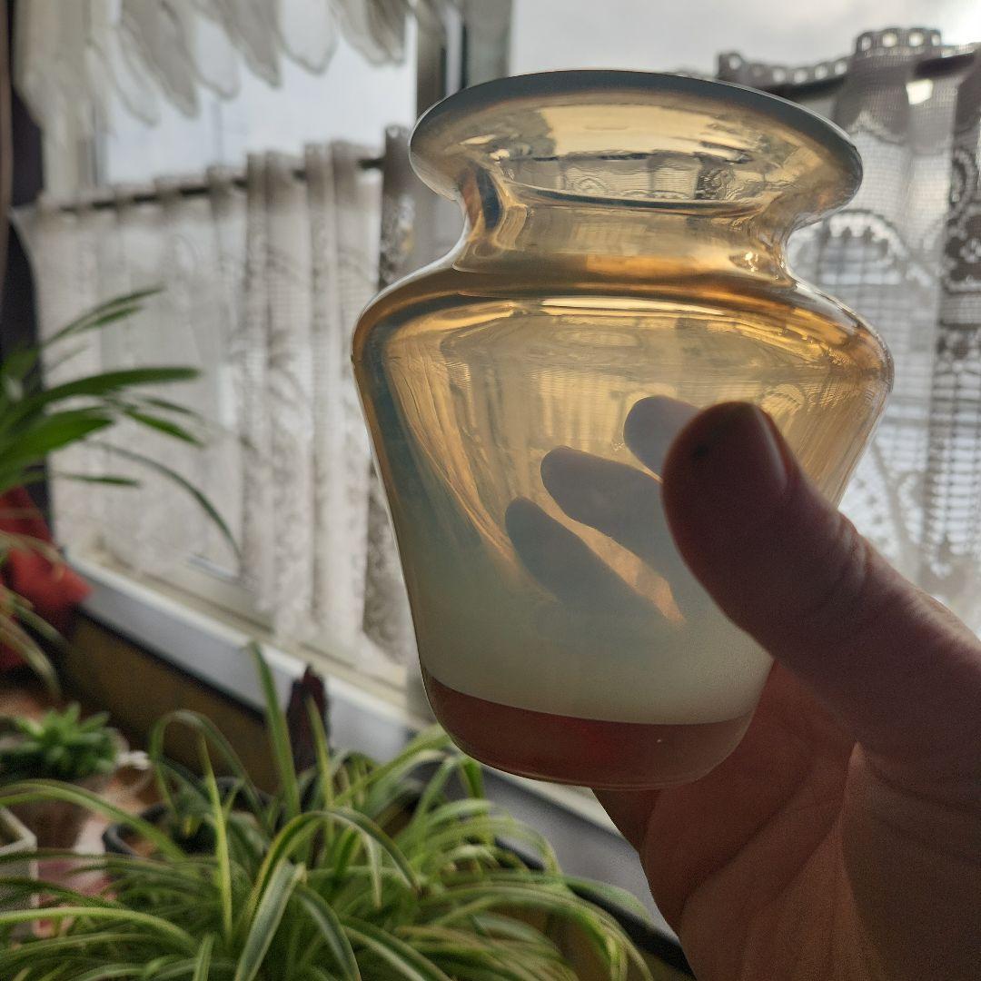 アンティーク　オパールセントフラワーベース