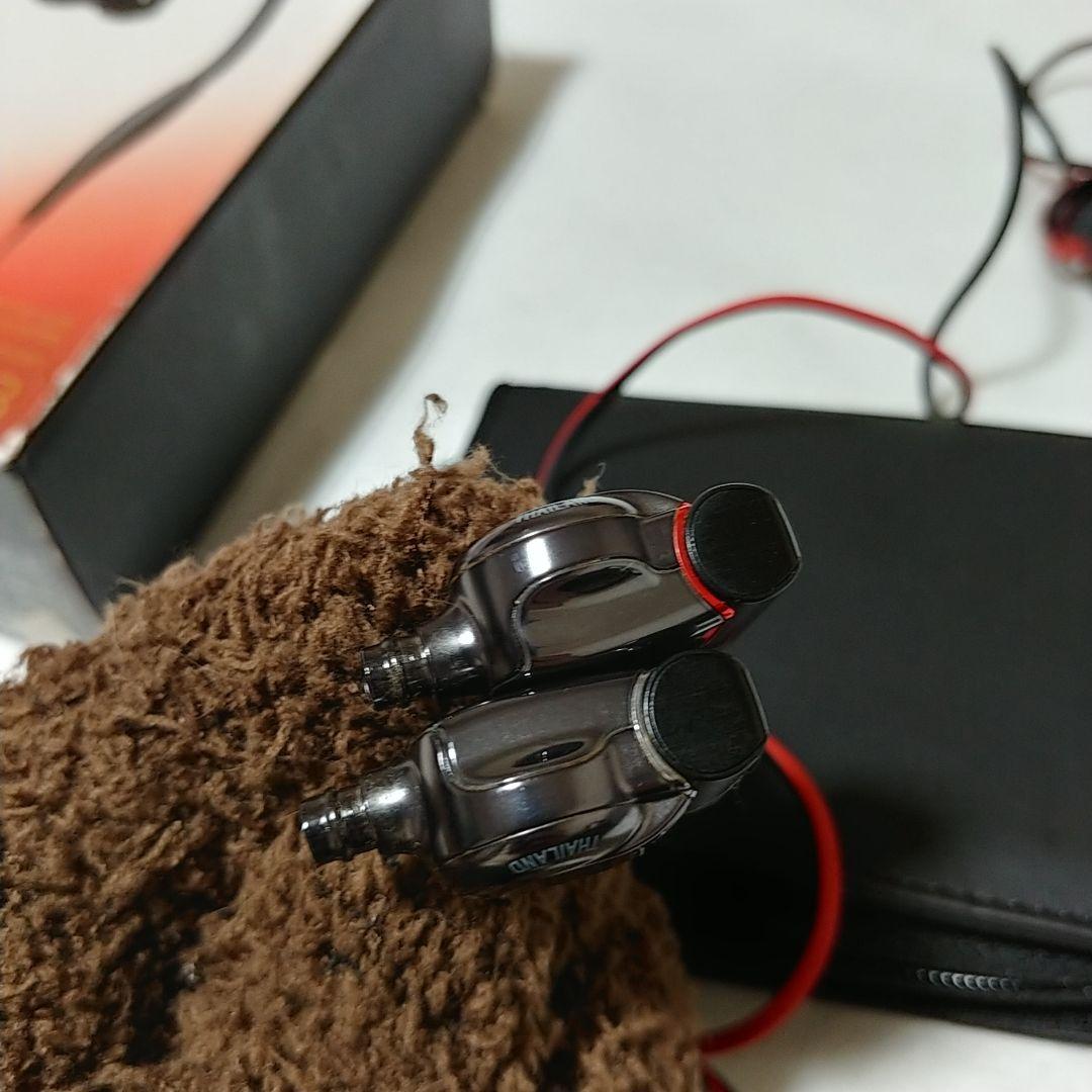 ソニー　ハイレゾ　イヤホン　XBA-H3