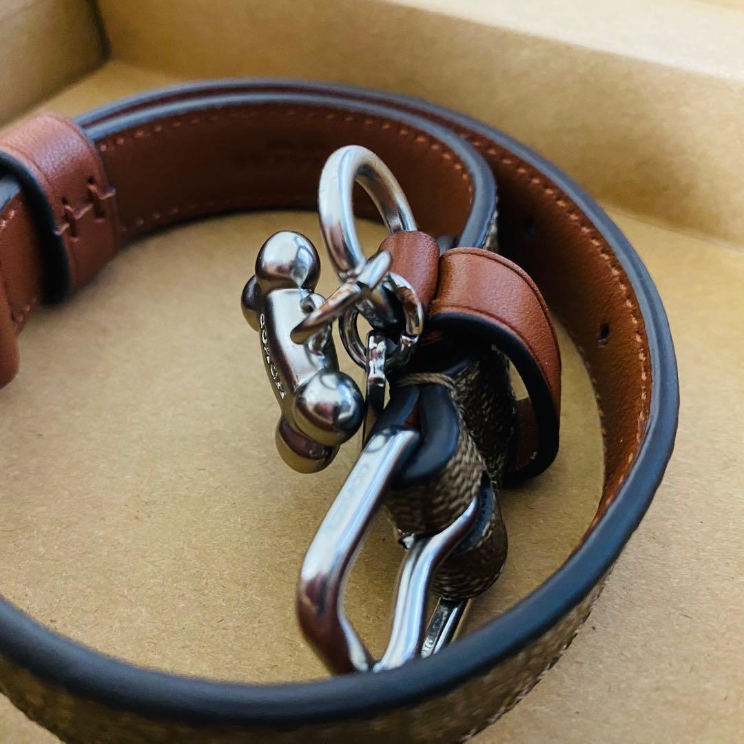 コーチ（coach）ボーンチャーム付き首輪 未使用品