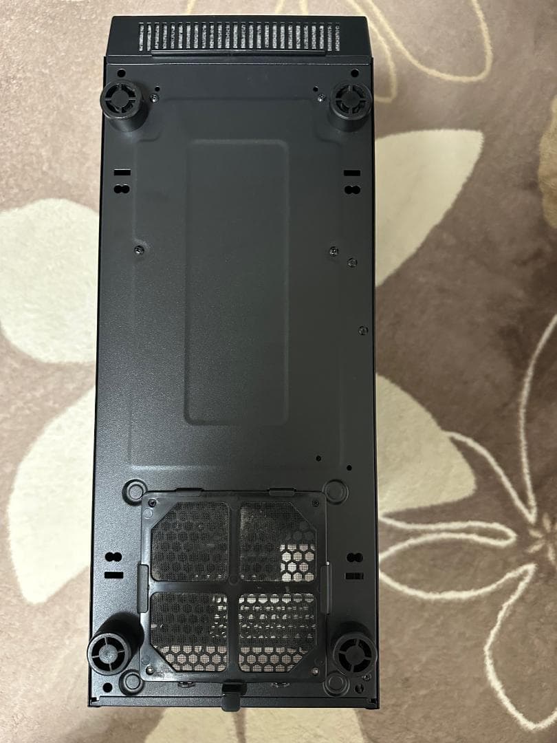 ケース コルセア CARBIDEシリーズ　100R　SilentEdition