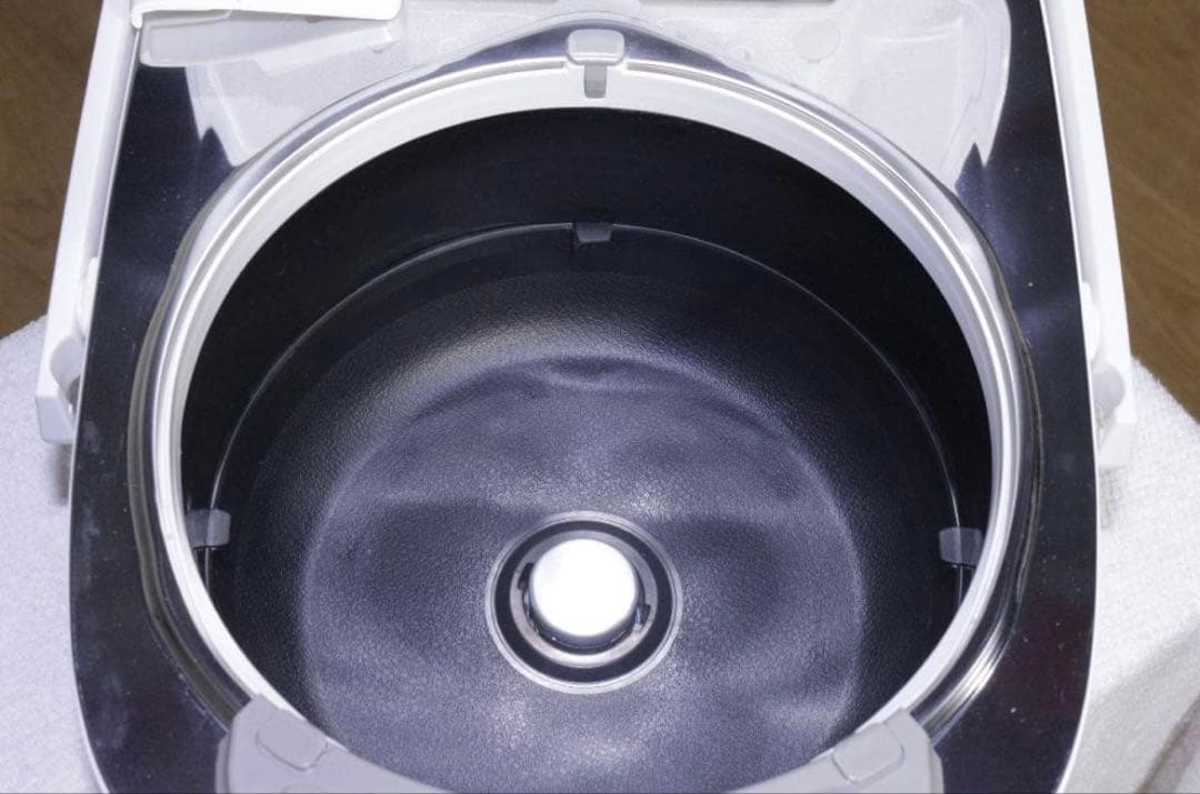 Panasonicおどり炊き可変圧力ＩＨジャー炊飯器★ＳＲ－Ｗ１０Ａ★