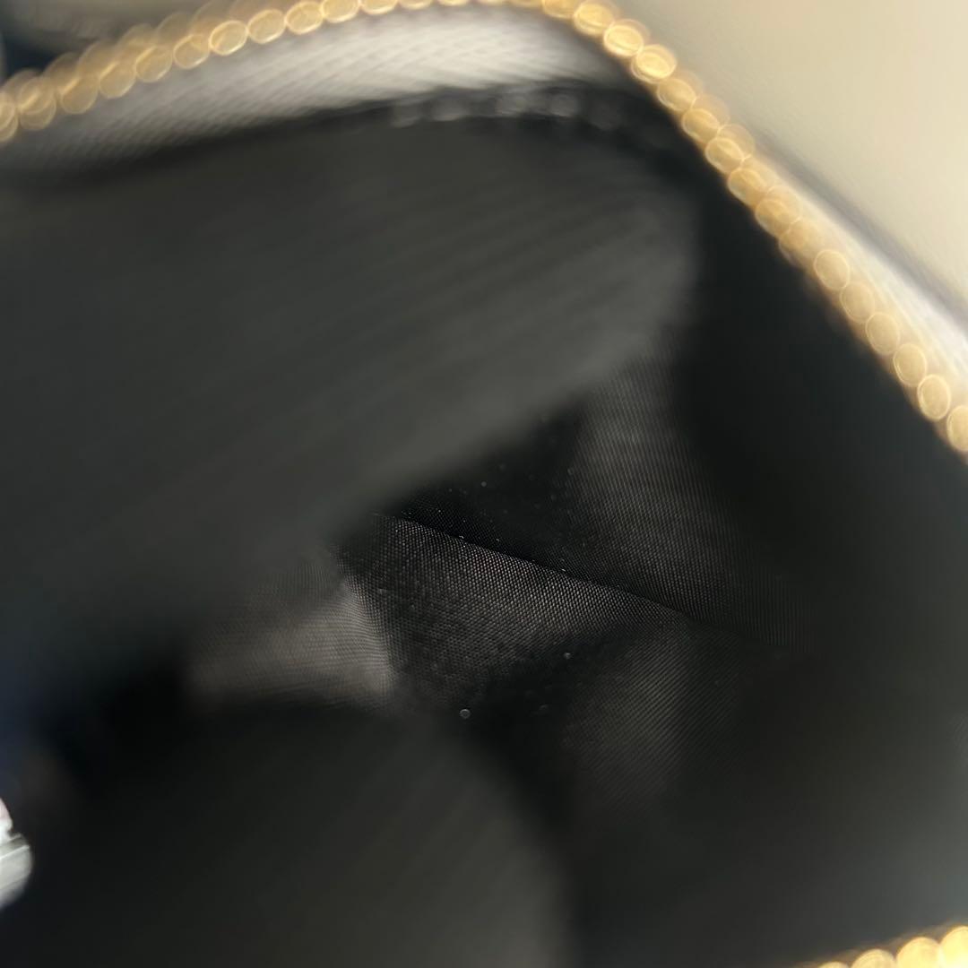 未使用級　FURLA　フルラ　二つ折り財布　レザー　バイカラー　アーチロゴ