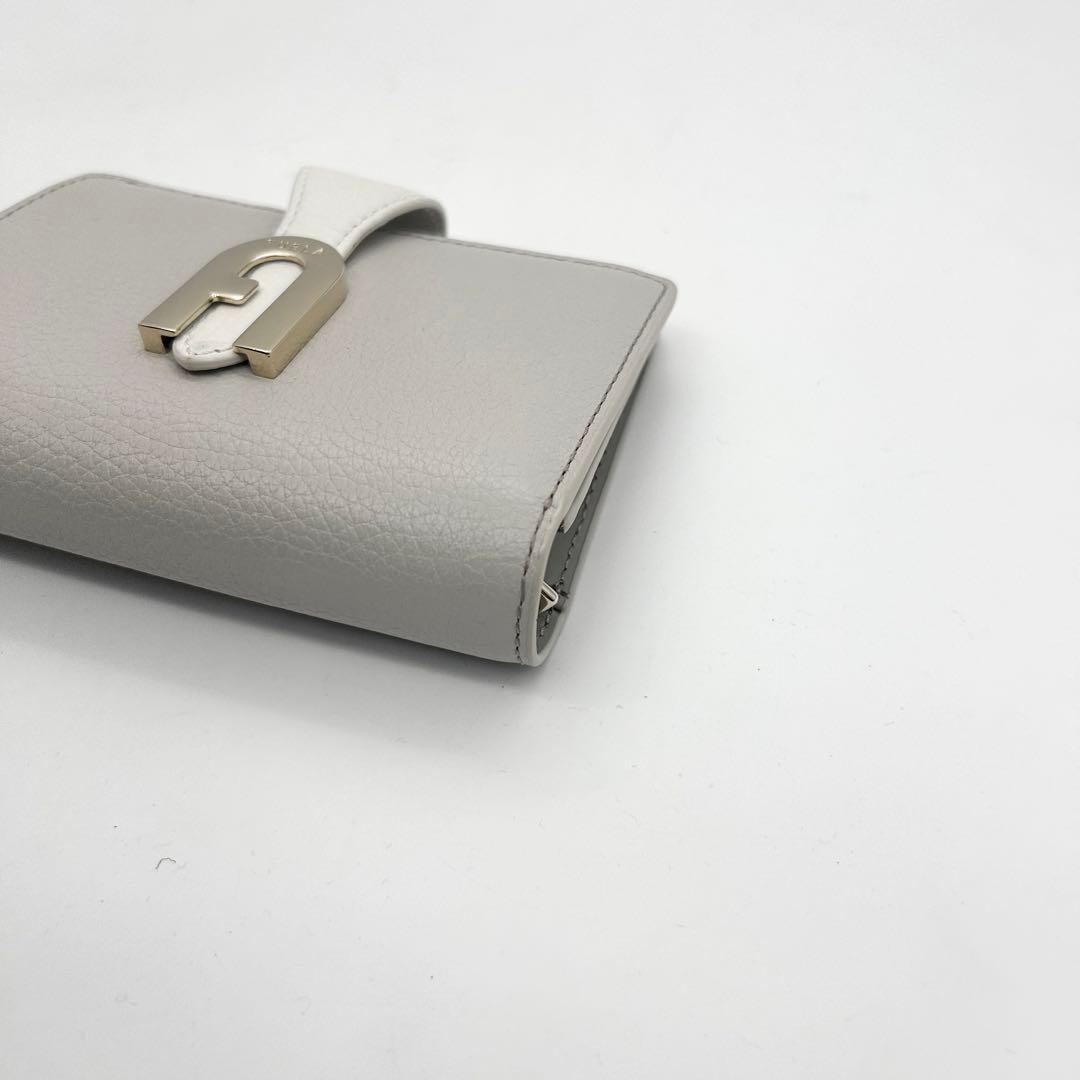 未使用級　FURLA　フルラ　二つ折り財布　レザー　バイカラー　アーチロゴ