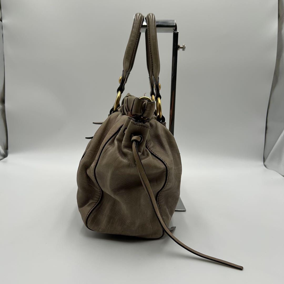 【美品】miu miuヴィッテロ・リュクス 2way ハンドバッグ レザー