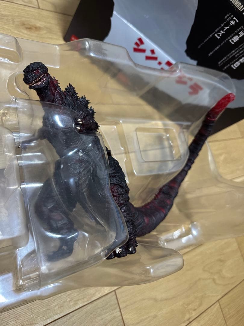 S.H.モンスターアーツ　シン・ゴジラ 第4形態 夜間戦闘Ver. フィギュア