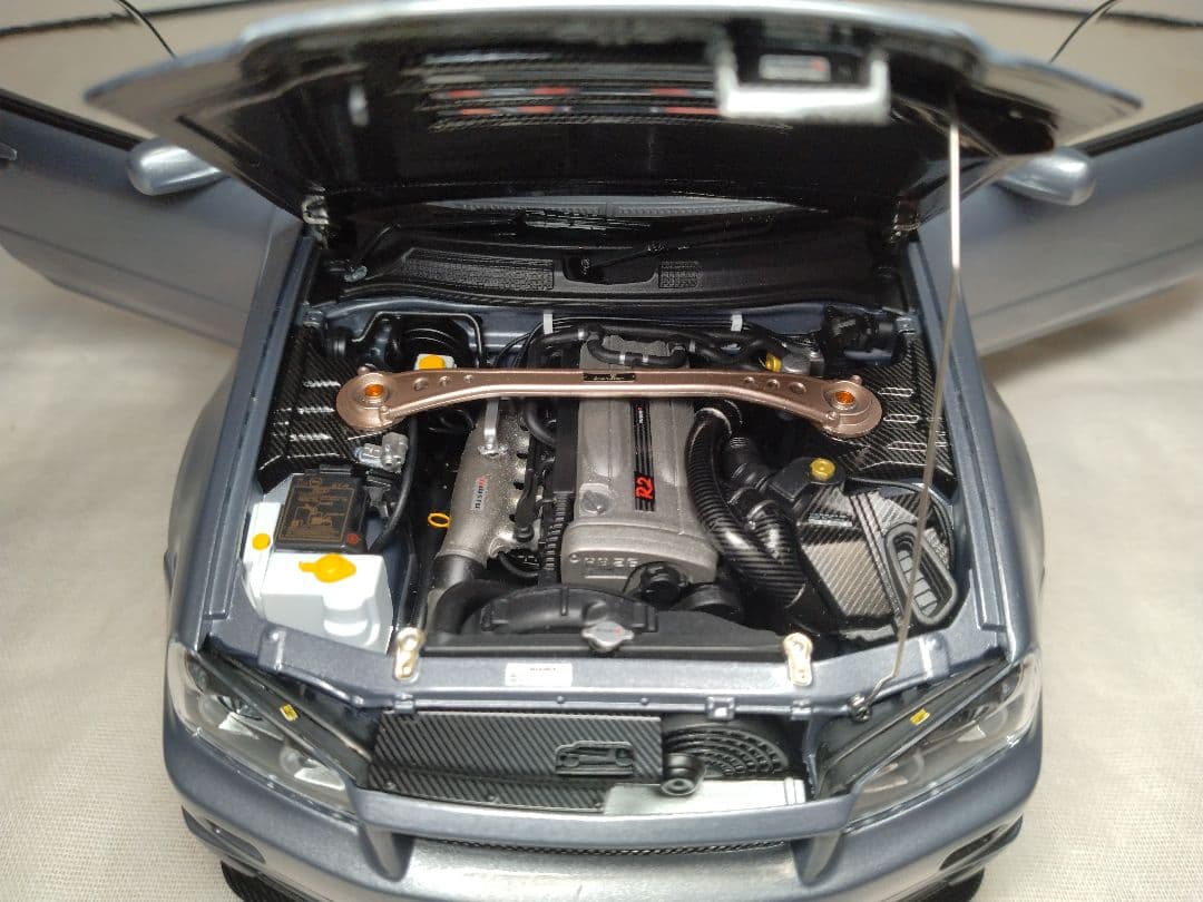 モーターヘリックス MOTORHELIX 1/18 GT-R R34 CRS