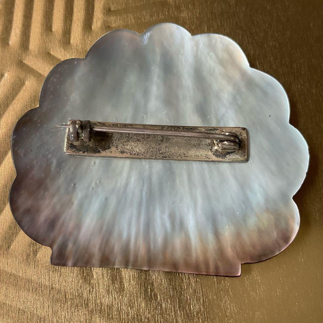 クロチョウ貝大ぶりブローチ　ブラックパールの母貝　大きめ　レトロ シルバー