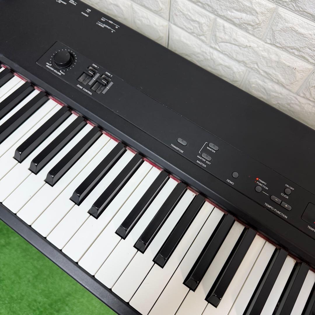 Yamaha CP33 ステージピアノ 88鍵 名器　椅子とスタンドは別売り