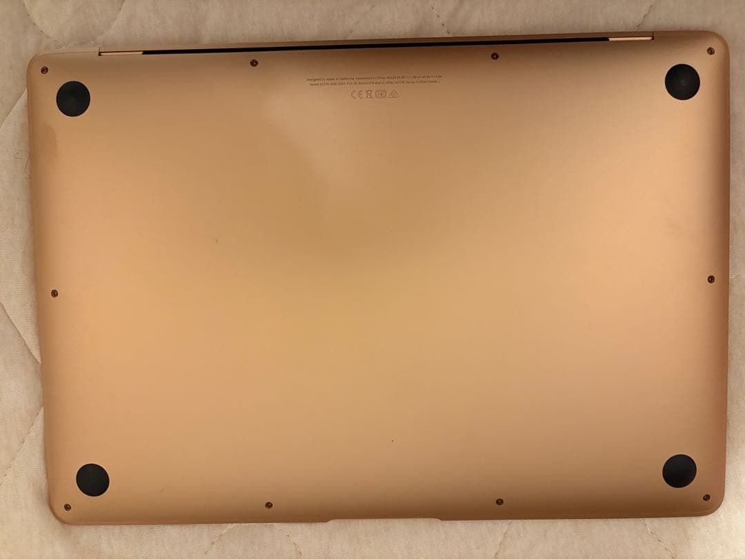MacBookAir A2179 8G/512G 画面割れ