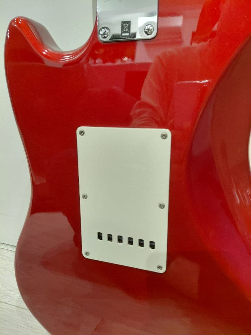 Squier Cyclone スクワイヤー エレキギターフェンダー