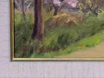 【真作】絵画　長生玲子　油彩3号　五十沢の春　茅葺き古民家と桜が彩る郷愁　Y86