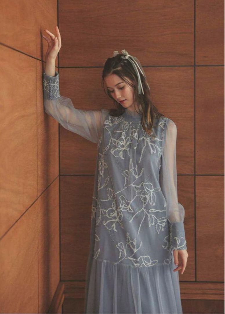 8★新品タグ付き★ドリードール　フェザーフラワーチュールドレス　M