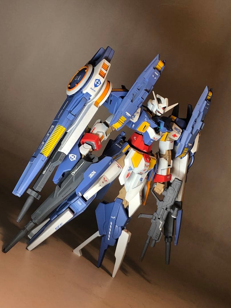 HG ガンダムAGE2 アルティメス完成品  ガンプラ