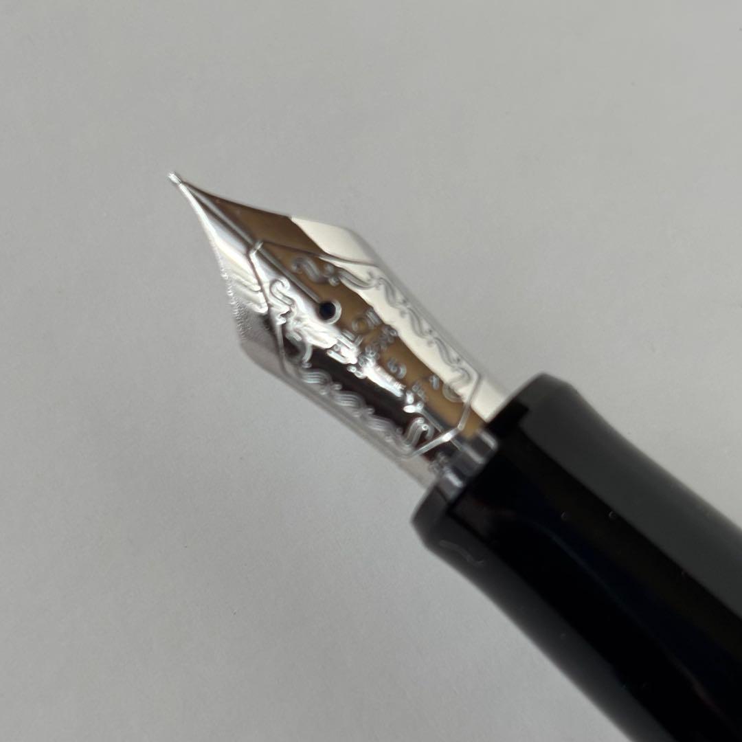 PILOT カスタムヘリテイジ91 Fニブ　細字