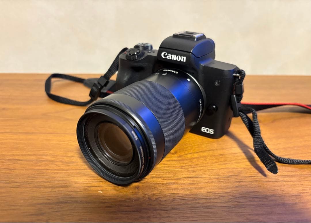 Canon EOS kissM ミラーレス一眼