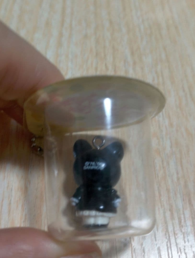 キティ カップ入り ボールチェーン マスコット 　 ゴスロリ