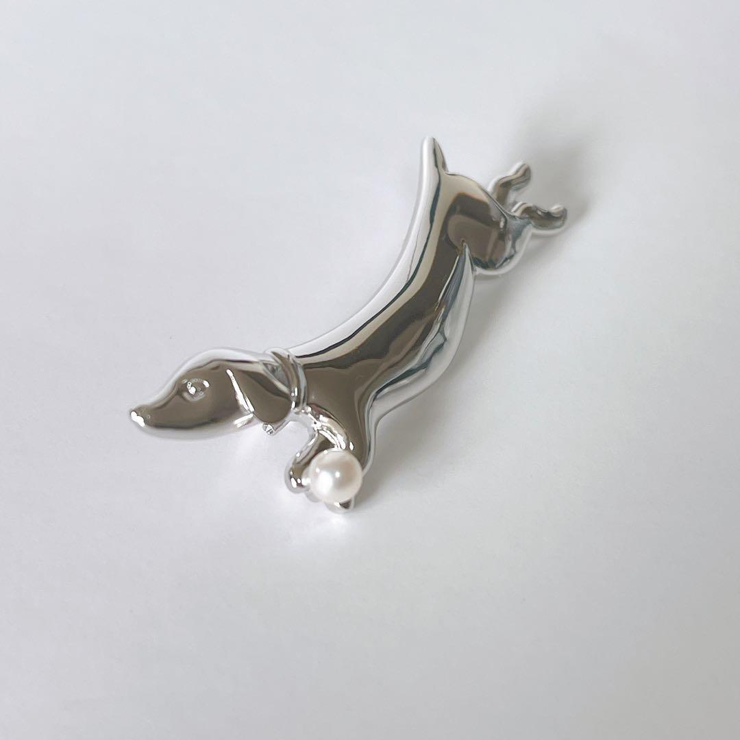ミキモト MIKIMOTO ブローチ パール ダックスフント 犬 真珠 シルバー