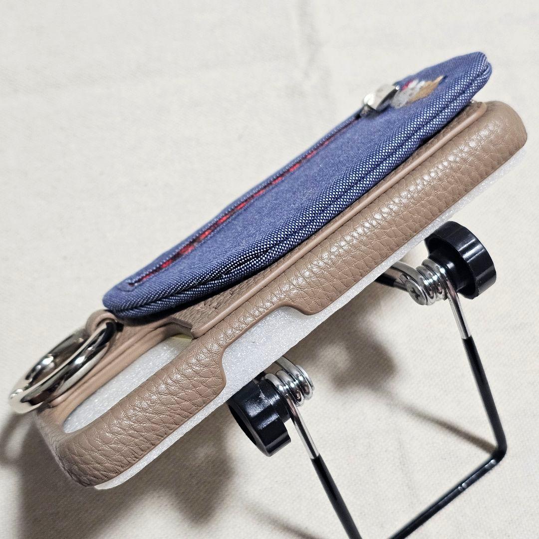 fm2★13pro ajew エジュー iPhoneケース ファミリア