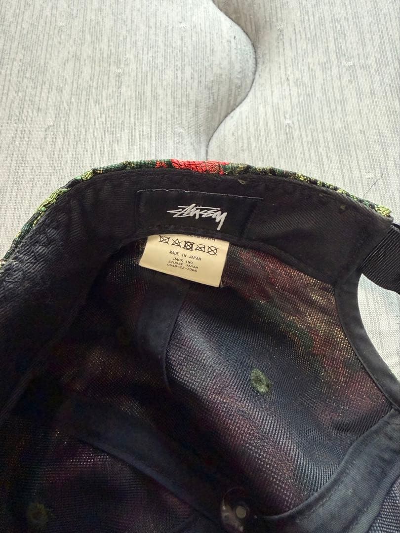 【超希少】STUSSY ロゴ刺繍 CAP 花柄