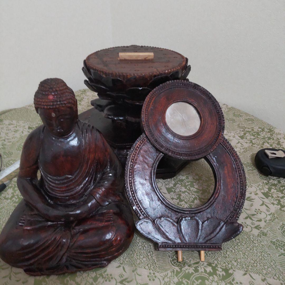 木彫り仏像　差し込み蓋木箱付