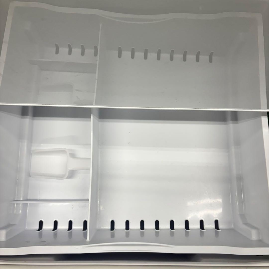 646 日立　大型冷蔵庫　375L 300L強　家庭用　自動製氷　小型　ホワイト