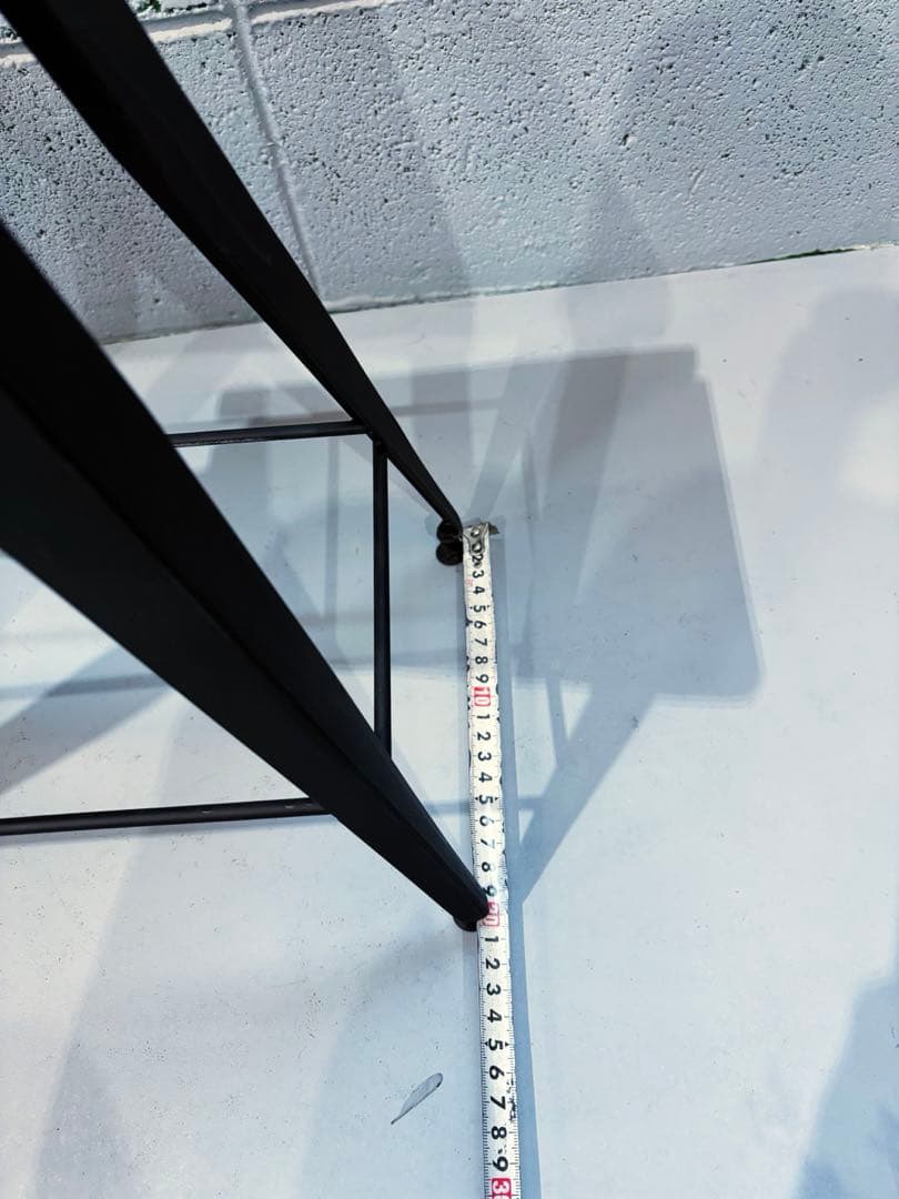 カイヅカイブキ一枚板サイドテーブル、ナイトテーブル、コーヒーテーブル