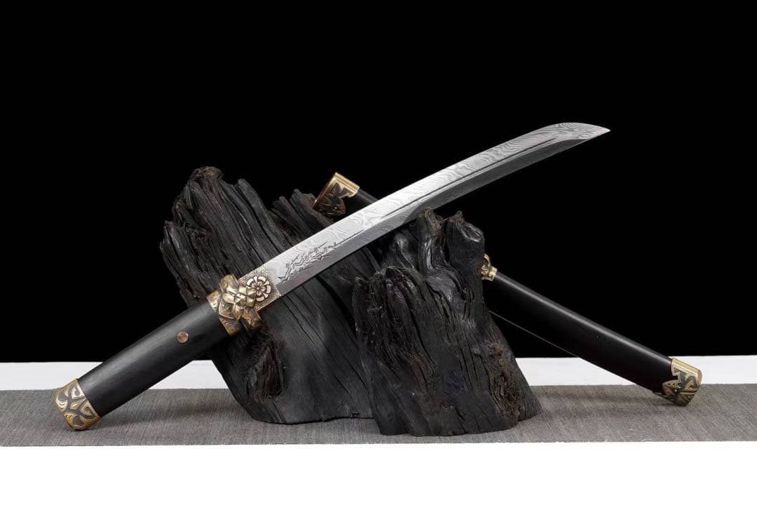 逆虎 短刀 稽古 鎧通し 装具 日本刀 模造刀 武具 舞踊刀 高級本格居合刀