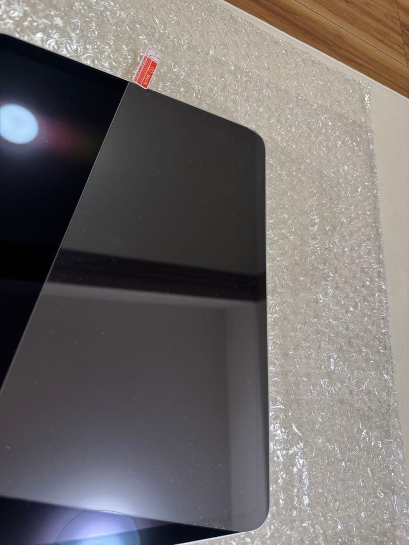 iPad Air（第5世代）スターライト 10.9インチ Wi-Fi 256GB